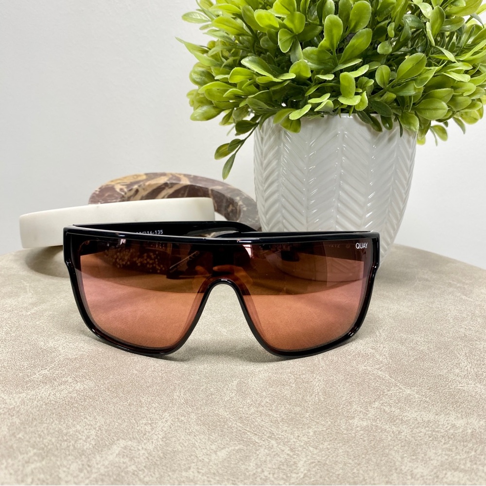 QUAY Nightfall 52mm Curve Shield Sunglasses Blk Frame Brn Pk Lens | New in Pouch